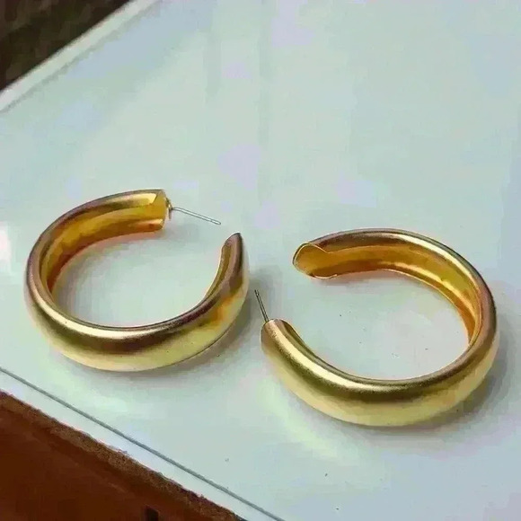 earrings Jewelry - Gold tone earrings
